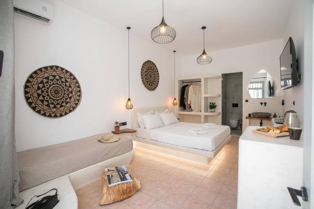 Adama'S Suites Naxos City Exterior photo