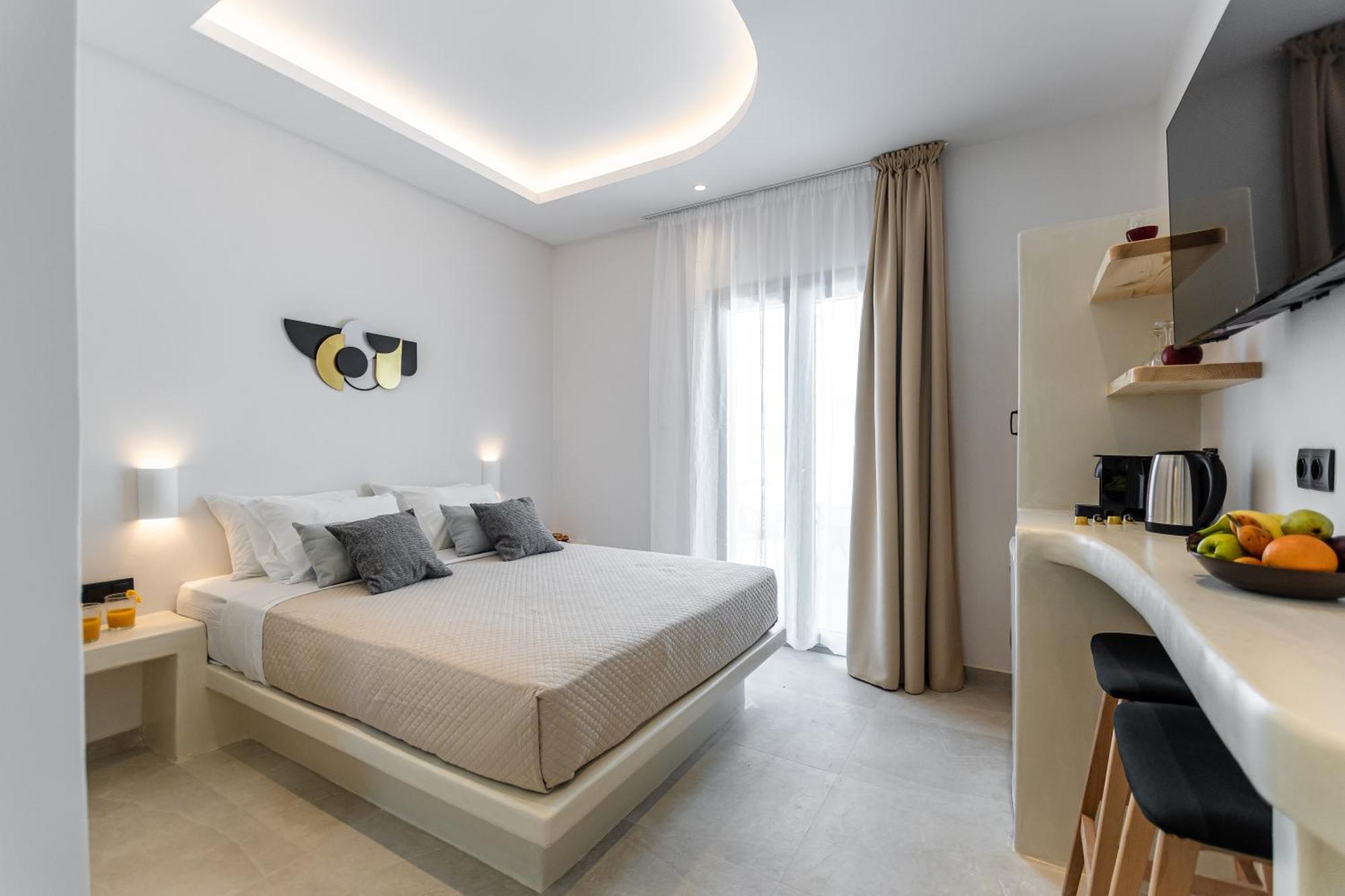 Adama'S Suites Naxos City Exterior photo